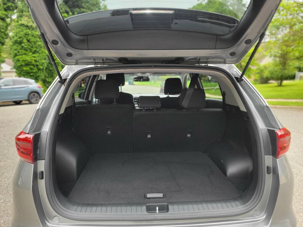 2020 Kia Sportage LX photo 13