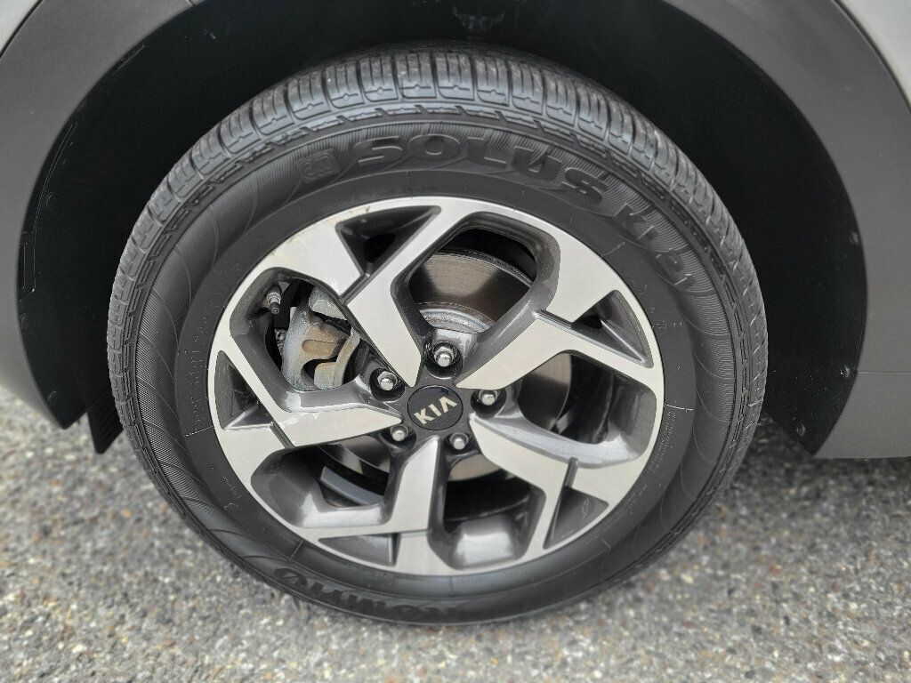 2020 Kia Sportage LX photo 17