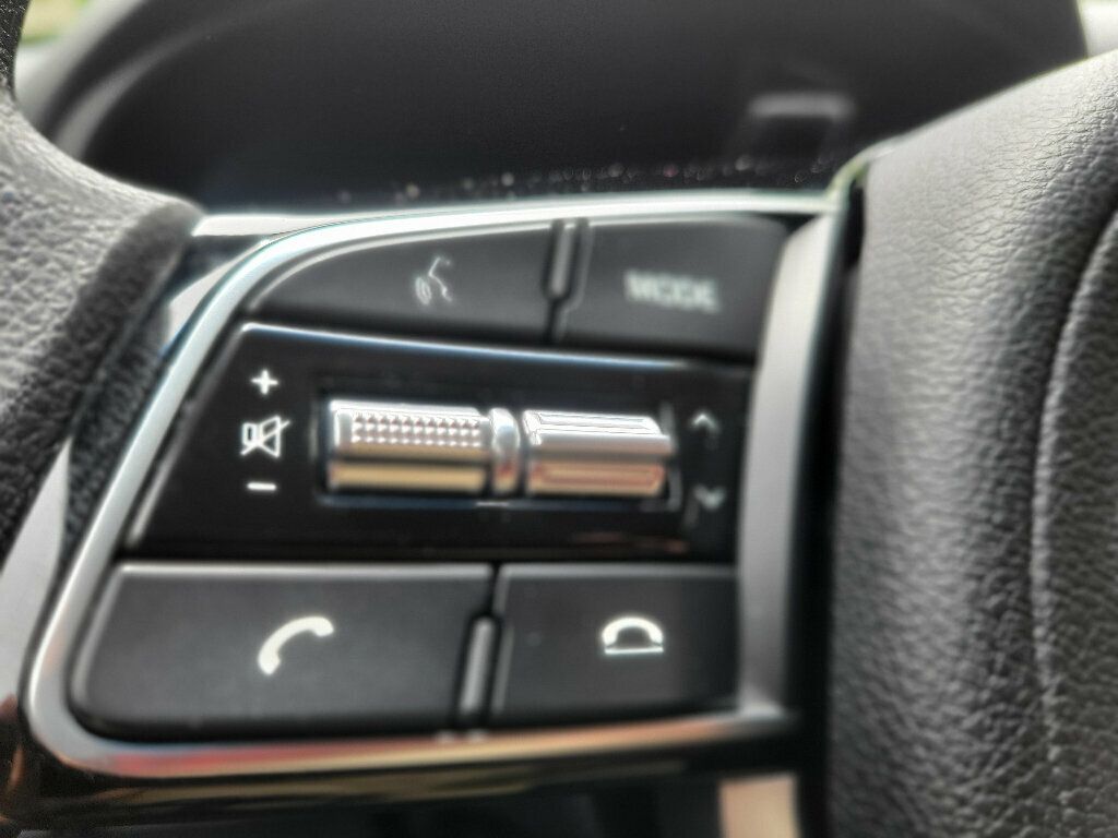 2020 Kia Sportage LX photo 24