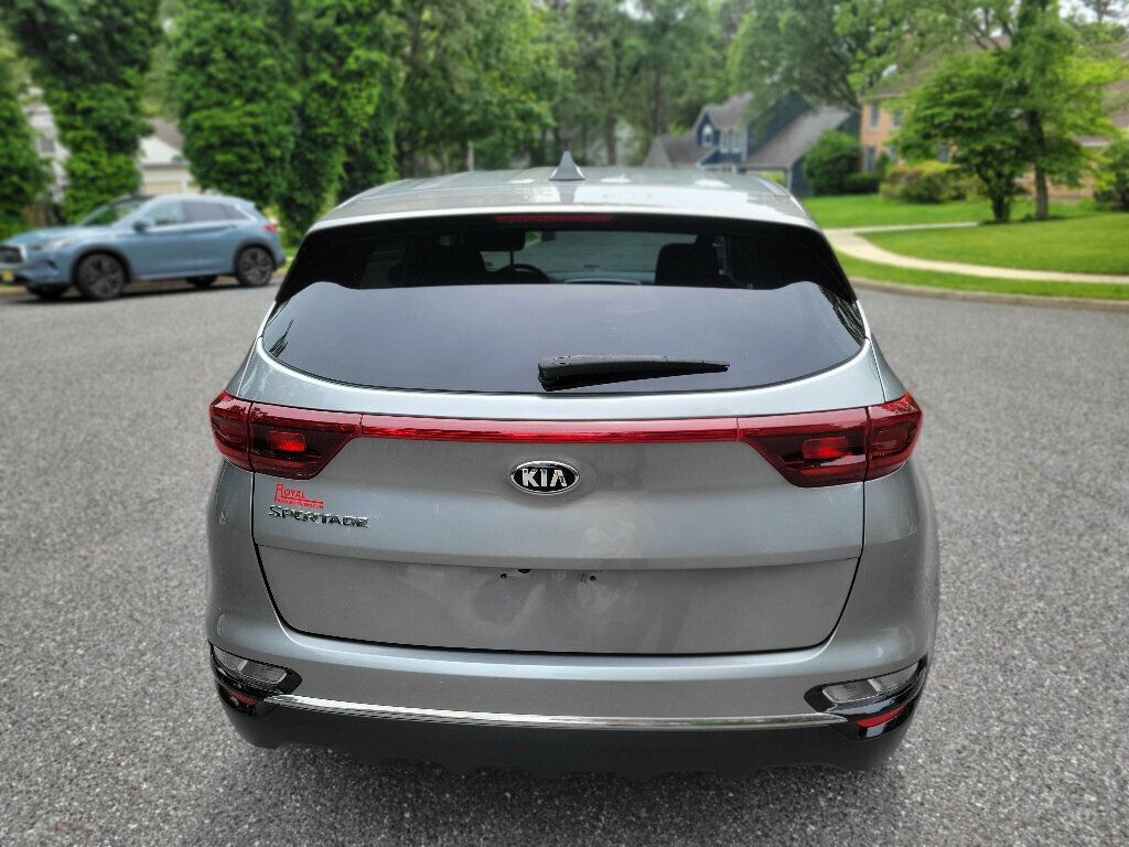 2020 Kia Sportage LX photo 4