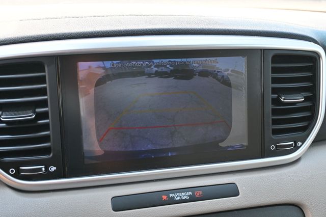 2020 Kia Sportage LX FWD - 23013230 - 9