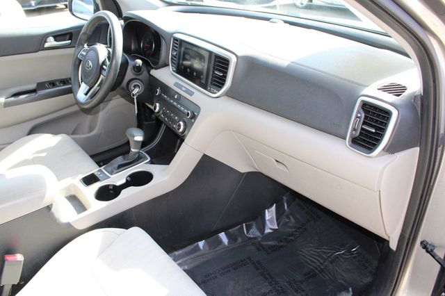 2020 Kia Sportage LX FWD - 22987732 - 20