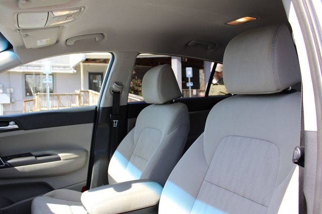 2020 Kia Sportage LX FWD - 22987732 - 23