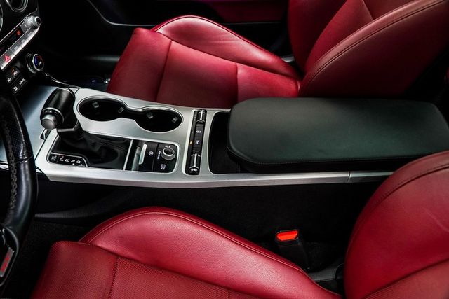 2020 Kia Stinger GT1 RWD - 22989649 - 17