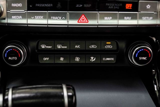 2020 Kia Stinger GT1 RWD - 22989649 - 20