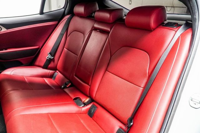 2020 Kia Stinger GT1 RWD - 22989649 - 38