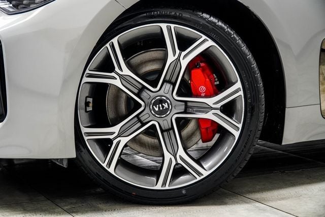 2020 Kia Stinger GT1 RWD - 22989649 - 5