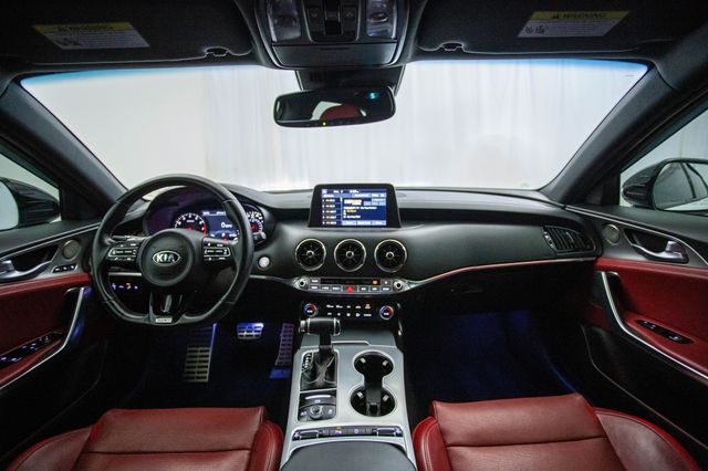 2020 Kia Stinger GT1 RWD - 22950717 - 11