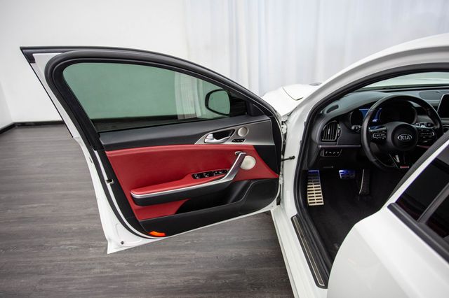 2020 Kia Stinger GT1 RWD - 22950717 - 15