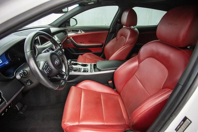 2020 Kia Stinger GT1 RWD - 22950717 - 17