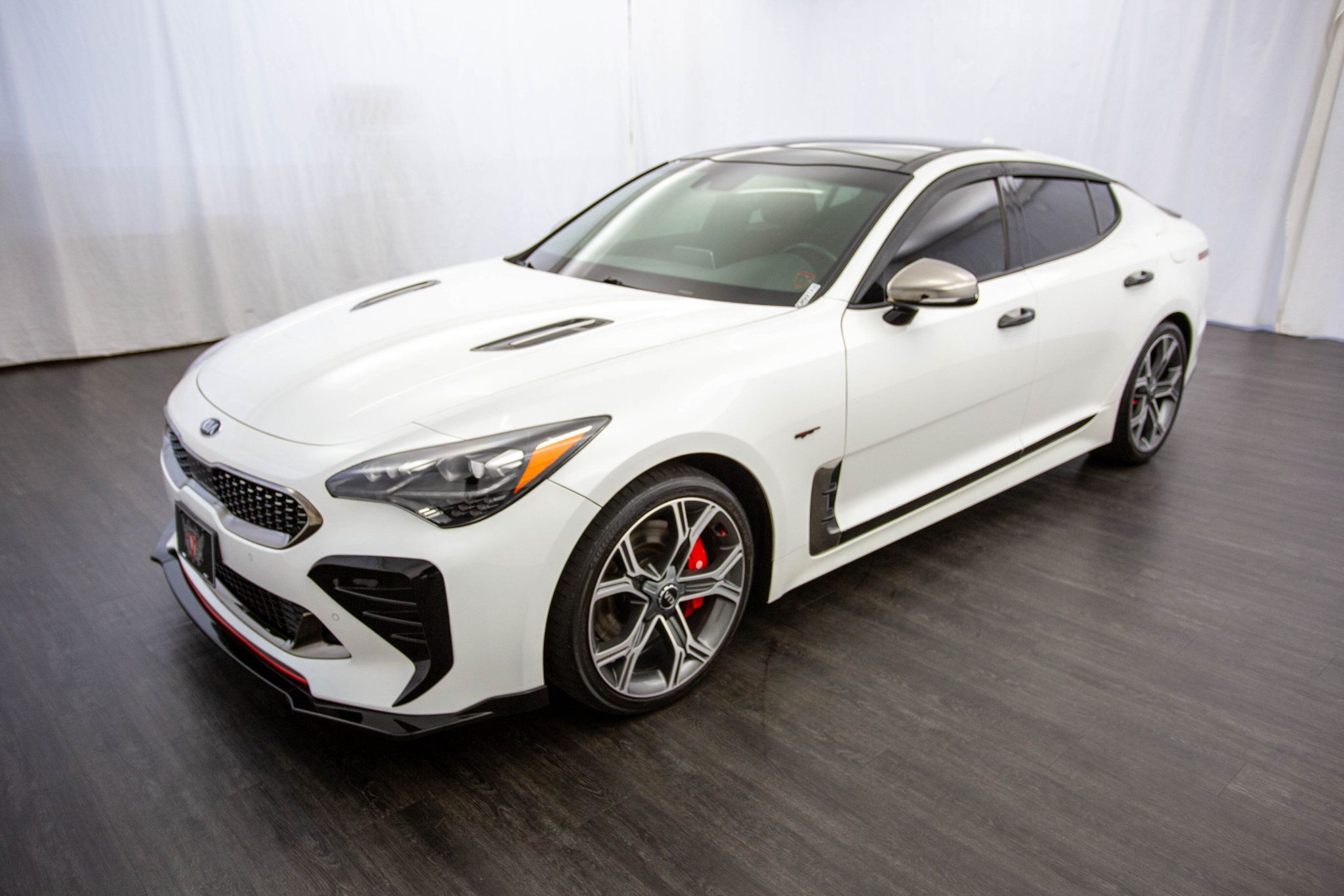 2020 Kia Stinger GT1 photo 4