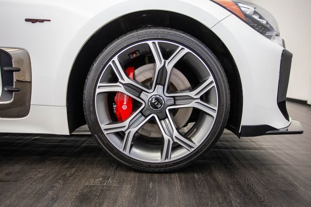 2020 Kia Stinger GT1 RWD - 22950717 - 43
