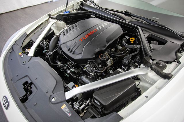 2020 Kia Stinger GT1 RWD - 22950717 - 47