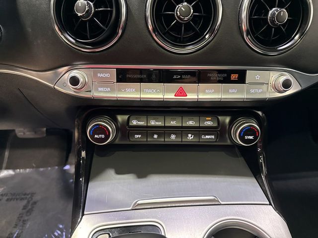 2020 Kia Stinger GT2 AWD - 23013283 - 22