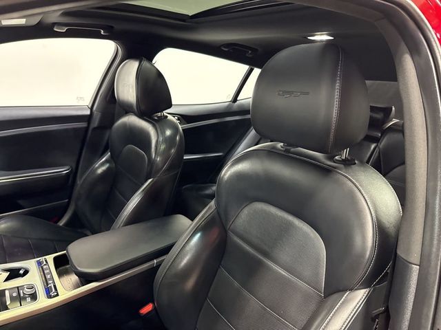 2020 Kia Stinger GT2 AWD - 23013283 - 31