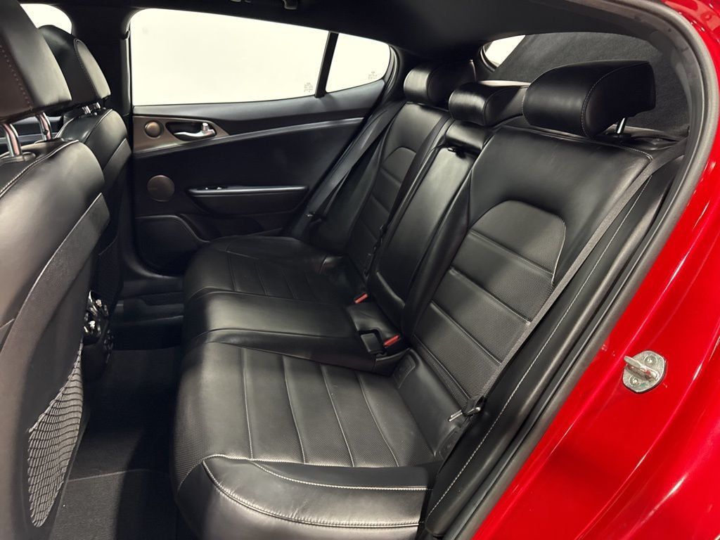 2020 Kia Stinger GT2 AWD - 23013283 - 36
