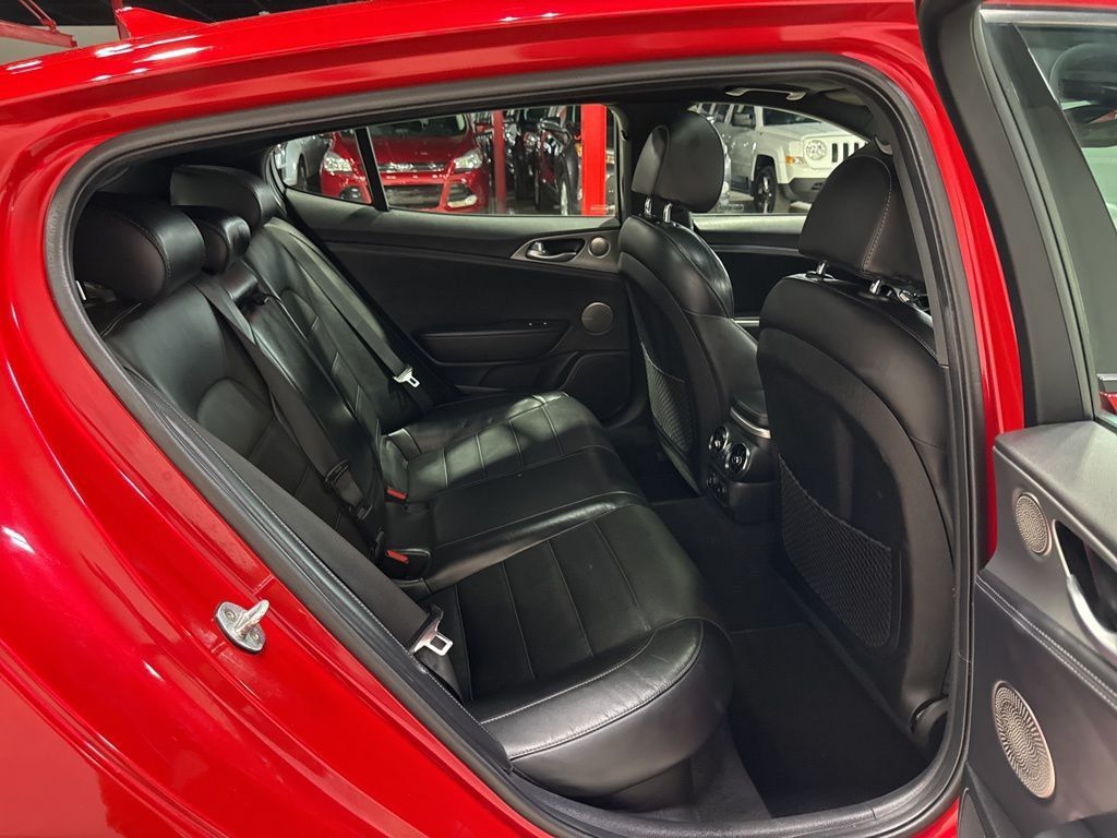2020 Kia Stinger GT2 AWD - 23013283 - 42