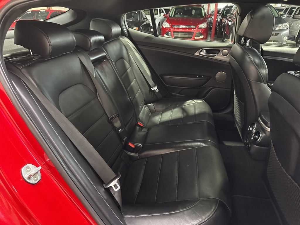 2020 Kia Stinger GT2 AWD - 23013283 - 44