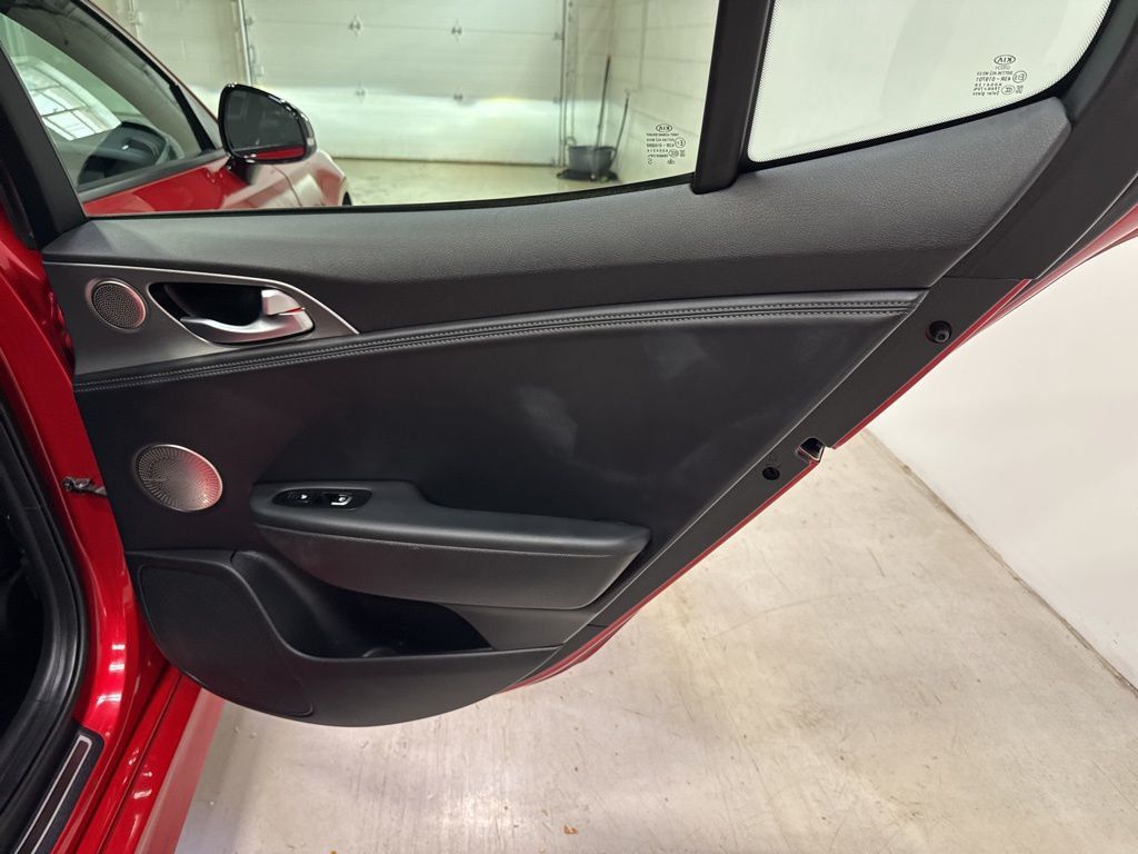 2020 Kia Stinger GT2 AWD - 23013283 - 45