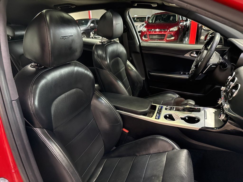 2020 Kia Stinger GT2 AWD - 23013283 - 49