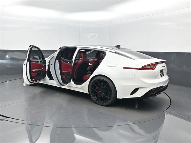 2020 Kia Stinger GT2 AWD - 22957383 - 42