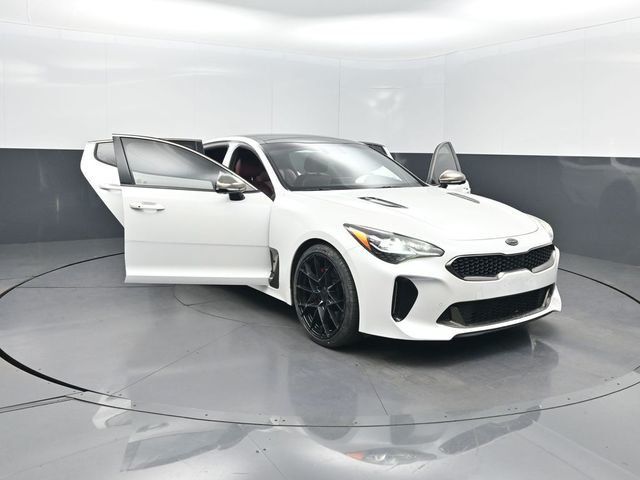 2020 Kia Stinger GT2 AWD - 23002511 - 44