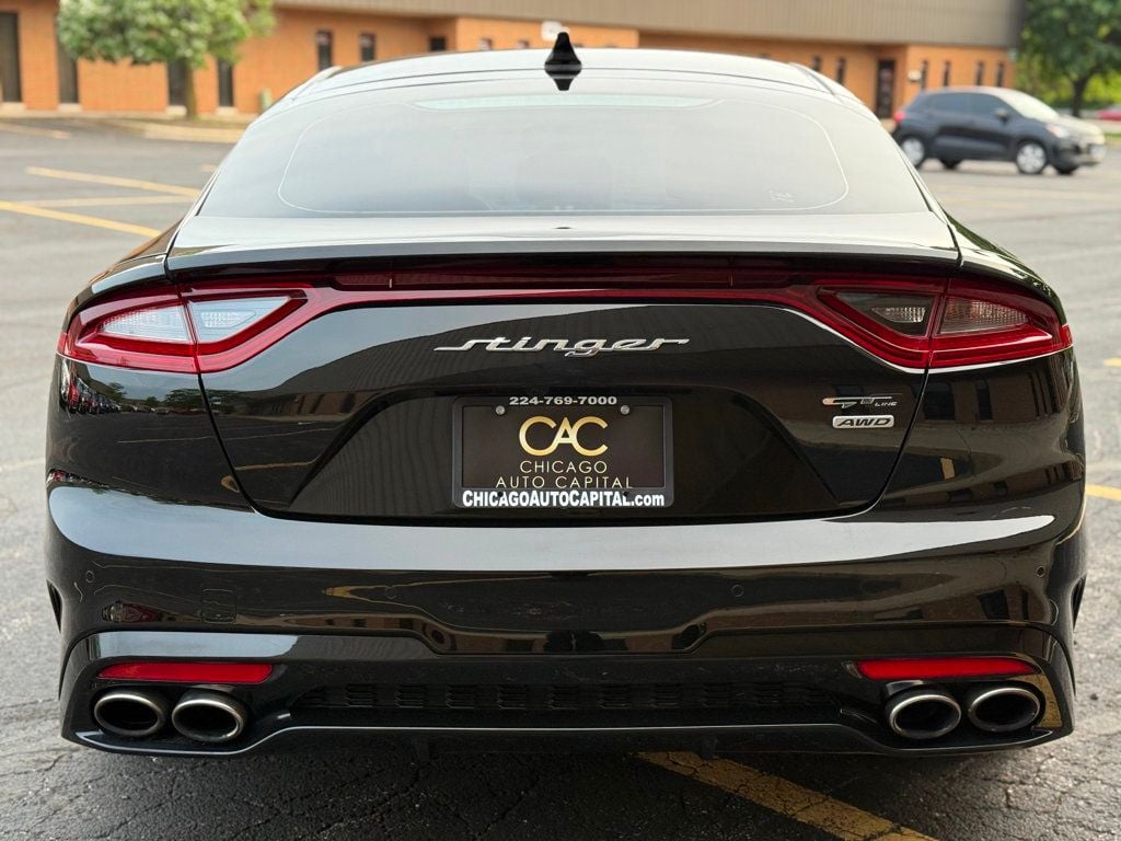 2020 Kia Stinger GT-Line photo 12