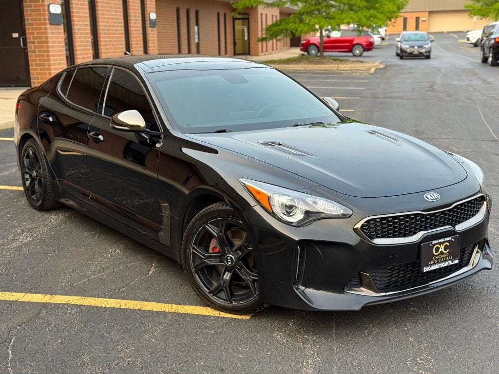 2020 Kia Stinger GT-Line photo 2