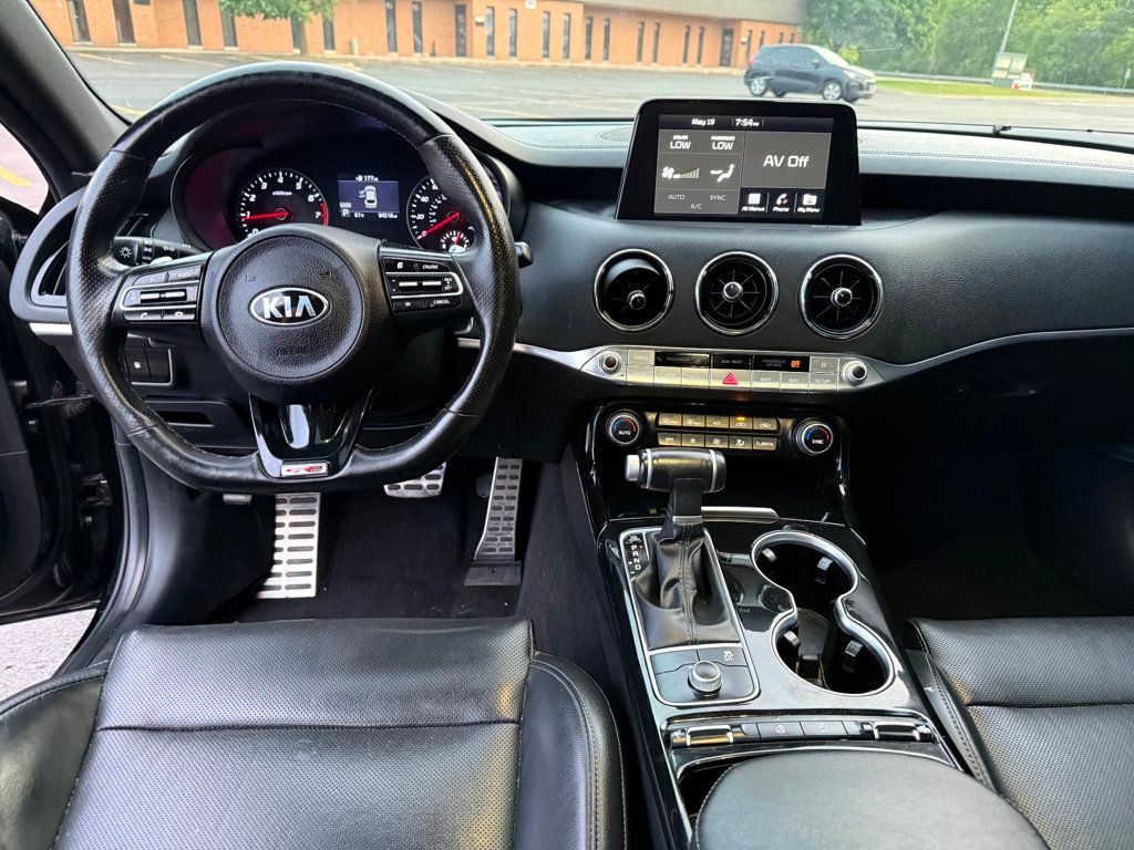 2020 Kia Stinger GT-Line photo 22