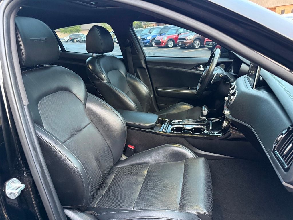 2020 Kia Stinger GT-Line photo 25