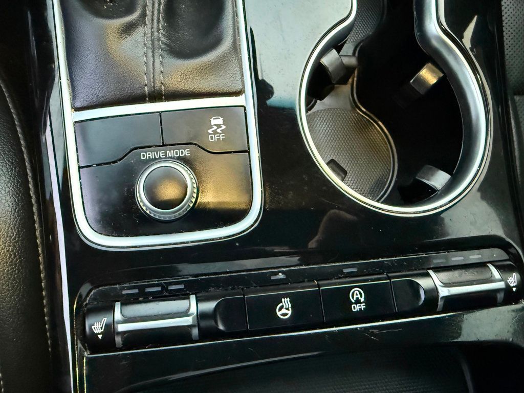 2020 Kia Stinger GT-Line photo 28