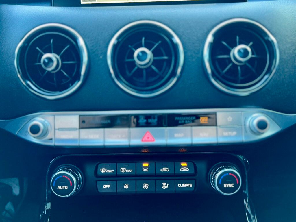 2020 Kia Stinger GT-Line photo 26