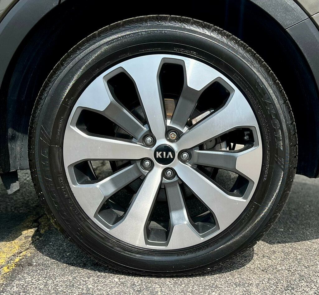 2020 Kia Telluride S AWD - 22891038 - 30