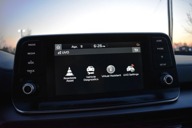 2020 Kia Telluride S FWD - 23011897 - 19