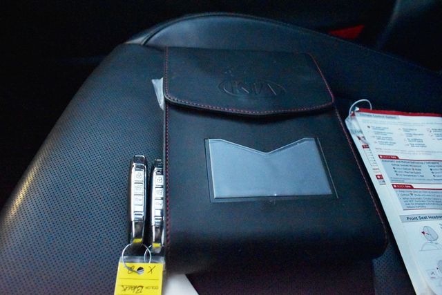 2020 Kia Telluride S FWD - 23011897 - 29