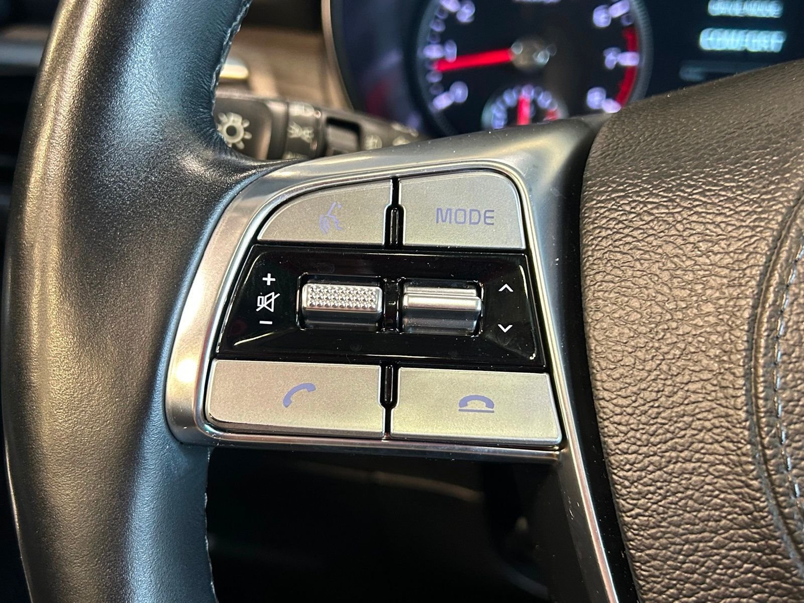 2020 Kia Telluride SX photo 32