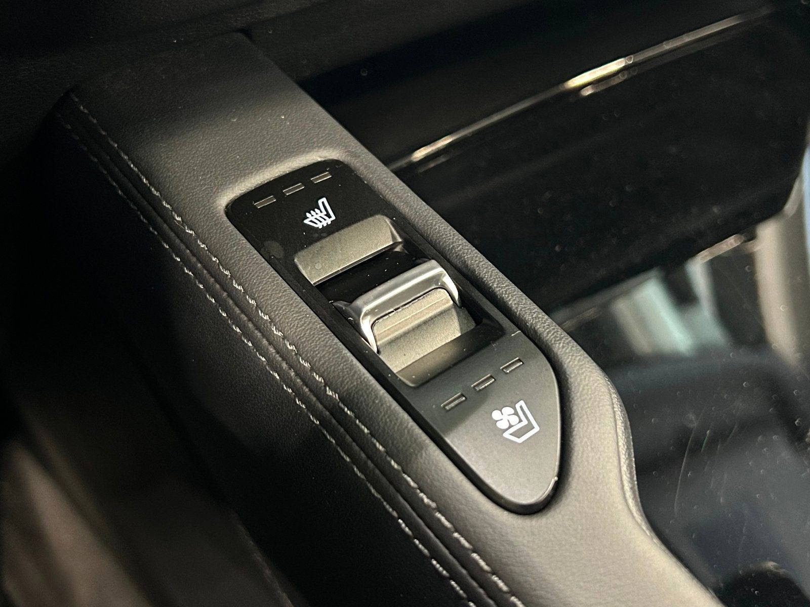 2020 Kia Telluride SX photo 42