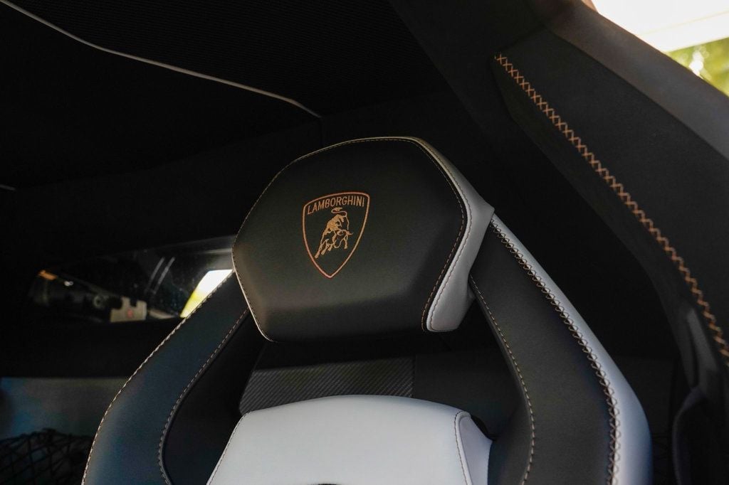 2020 Lamborghini Aventador SVJ Coupe - 22929004 - 64