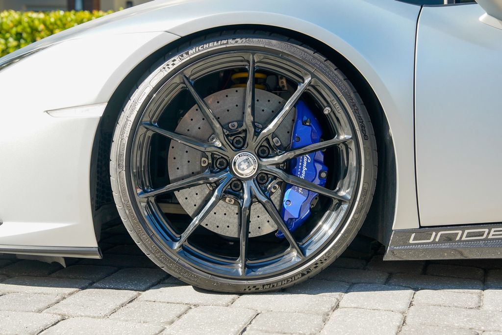 2020 Lamborghini Huracan EVO  - 22989252 - 12