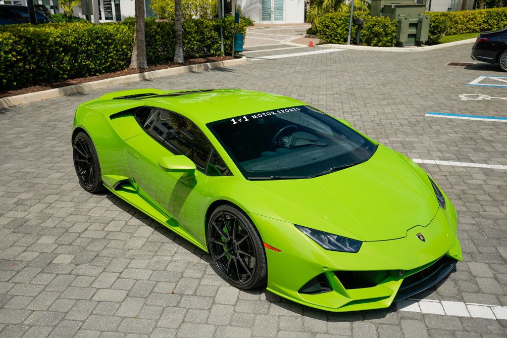 2020 Lamborghini Huracan Evo Coupe photo 11