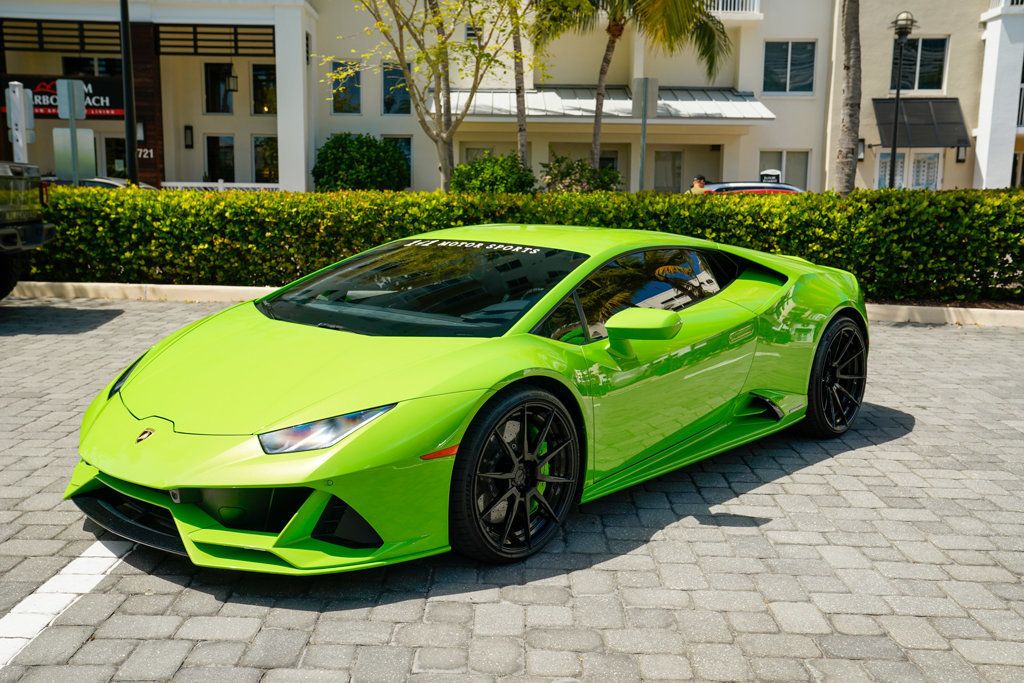 2020 Lamborghini Huracan Evo Coupe photo 38