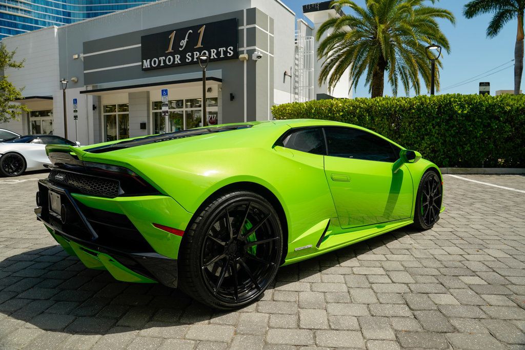 2020 Lamborghini Huracan Evo Coupe photo 46