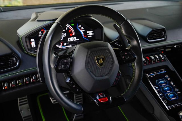 2020 Lamborghini Huracan EVO Coupe AWD - 22890839 - 60