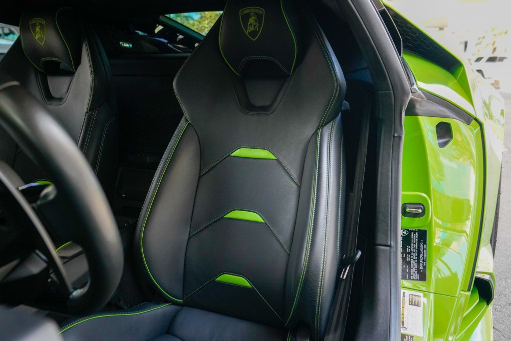 2020 Lamborghini Huracan Evo Coupe photo 58