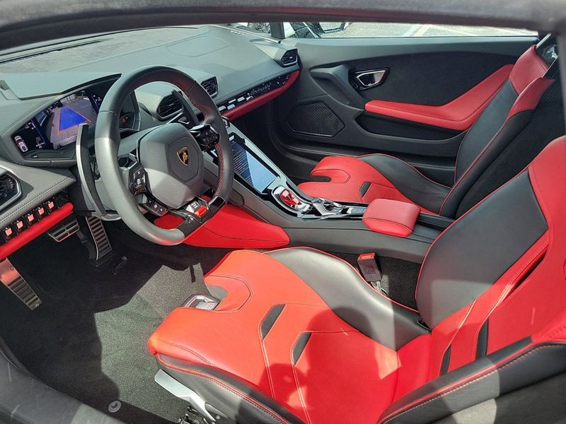 2020 Lamborghini Huracan EVO Coupe RWD - 22577540 - 8