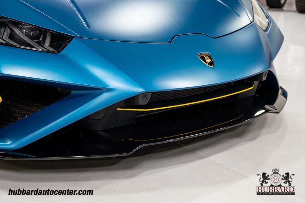 2020 Lamborghini Huracan Evo Spyder photo 33