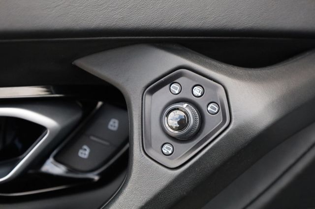 2020 Lamborghini Huracan EVO Spyder RWD - 22951879 - 32