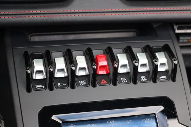 2020 Lamborghini Huracan EVO Spyder RWD - 22951879 - 37