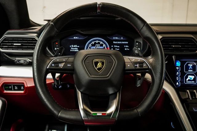 2020 Lamborghini Urus Base photo 25