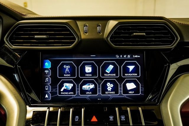 2020 Lamborghini Urus Base photo 37